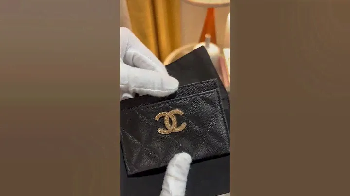 Unboxing my Chanel Card holder! 💙 💙💙 #chaneladdict #purselover #chanel #authentic