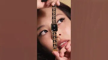 JENNIE wears the PREMIÈRE ÉDITION ORIGINALE watch – CHANEL Watches