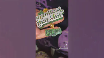 Turn your resin keychains up a notch by adding charms! Money bag silicone mold palette for crafts ✨